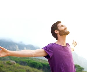 Carefree man enjoying the fun-employed life