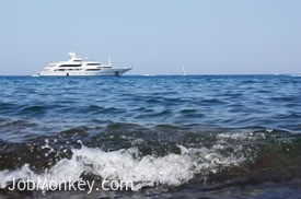 crewing a yacht photo